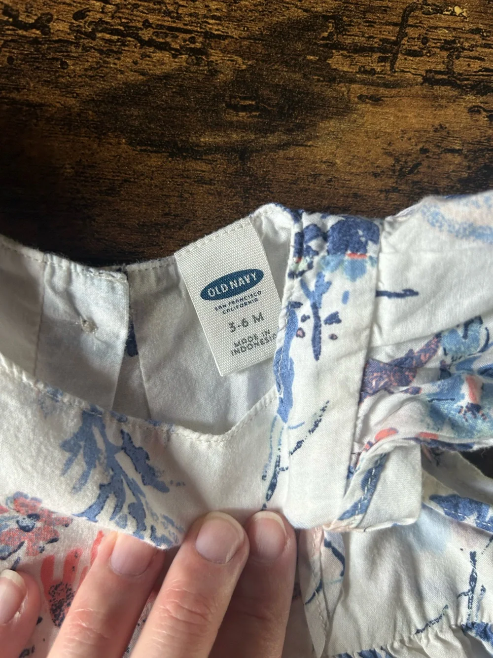 GAP + Old NavyMulti-Piece Girls Bottoms & Tops Lot in Pink, Blue, White, Yellow